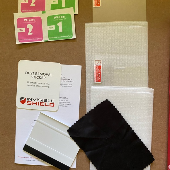 2 Screen Protectors for iPhone 6/6s/7/8 Plus - Picture 2 of 3